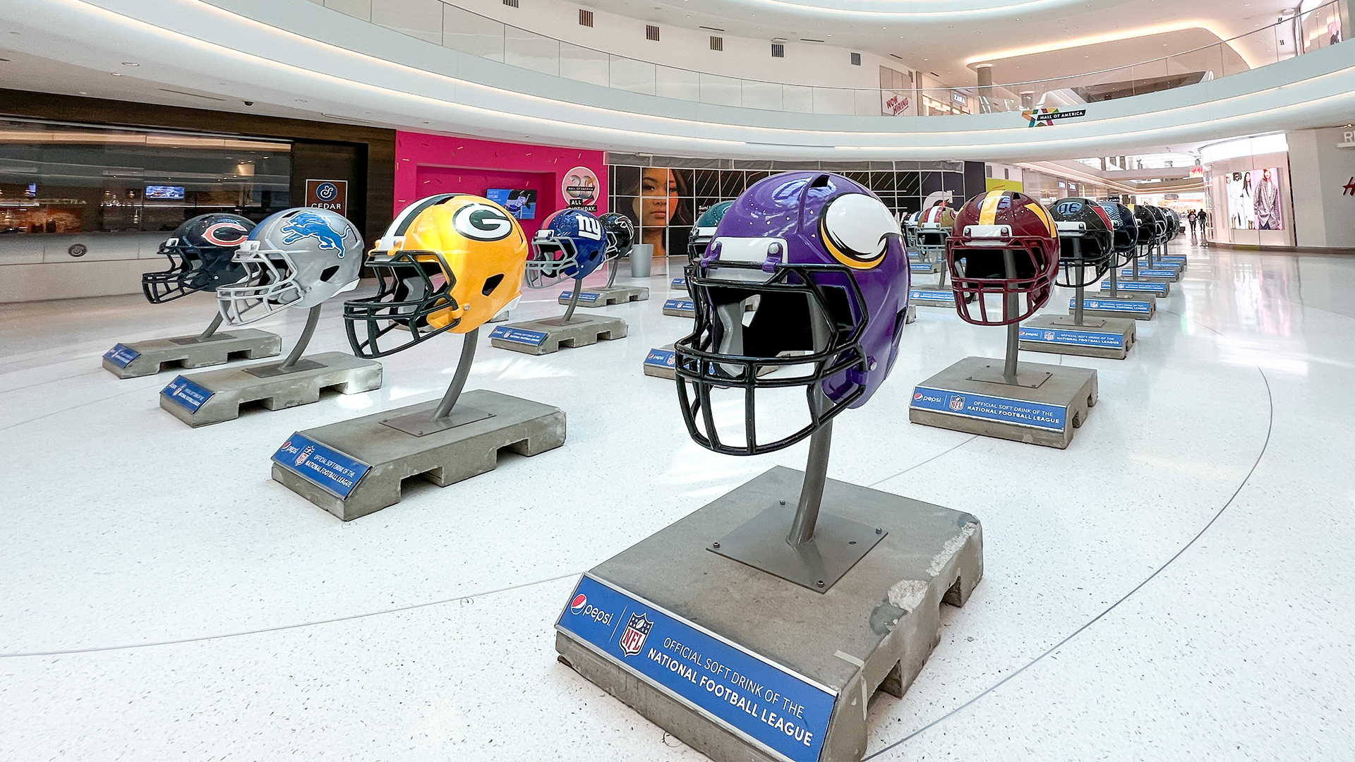 Nfl shop mall cheap of america